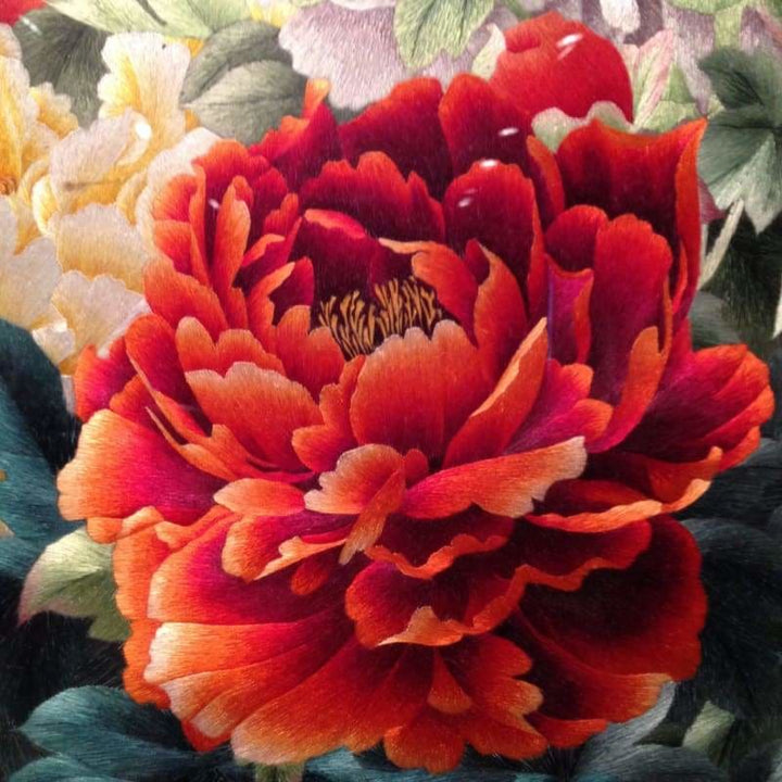 Full Drill - 5D DIY Diamond Painting Red Blooming And Wealthy Embroidery  Kits - NEEDLEWORK KITS